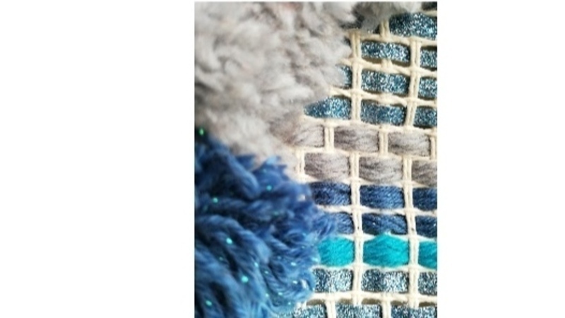 Initiation au tissage avec un métier à tisser